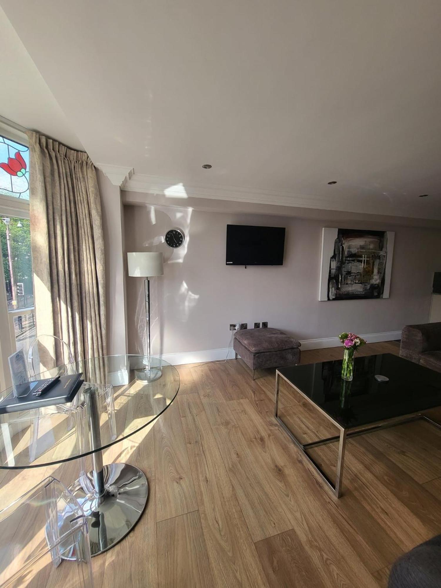 Harrogate Lifestyle Luxury Serviced Aparthotel Eksteriør bilde