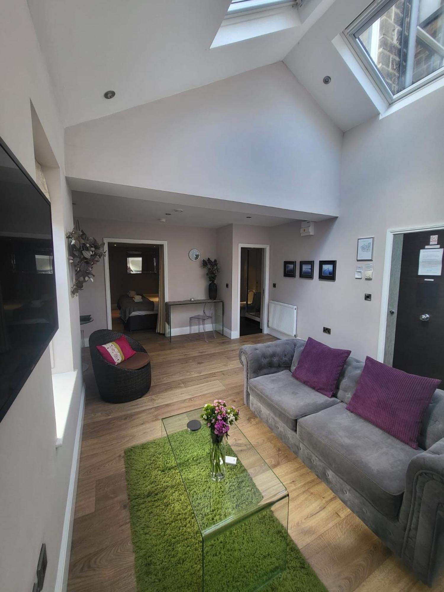 Harrogate Lifestyle Luxury Serviced Aparthotel Eksteriør bilde